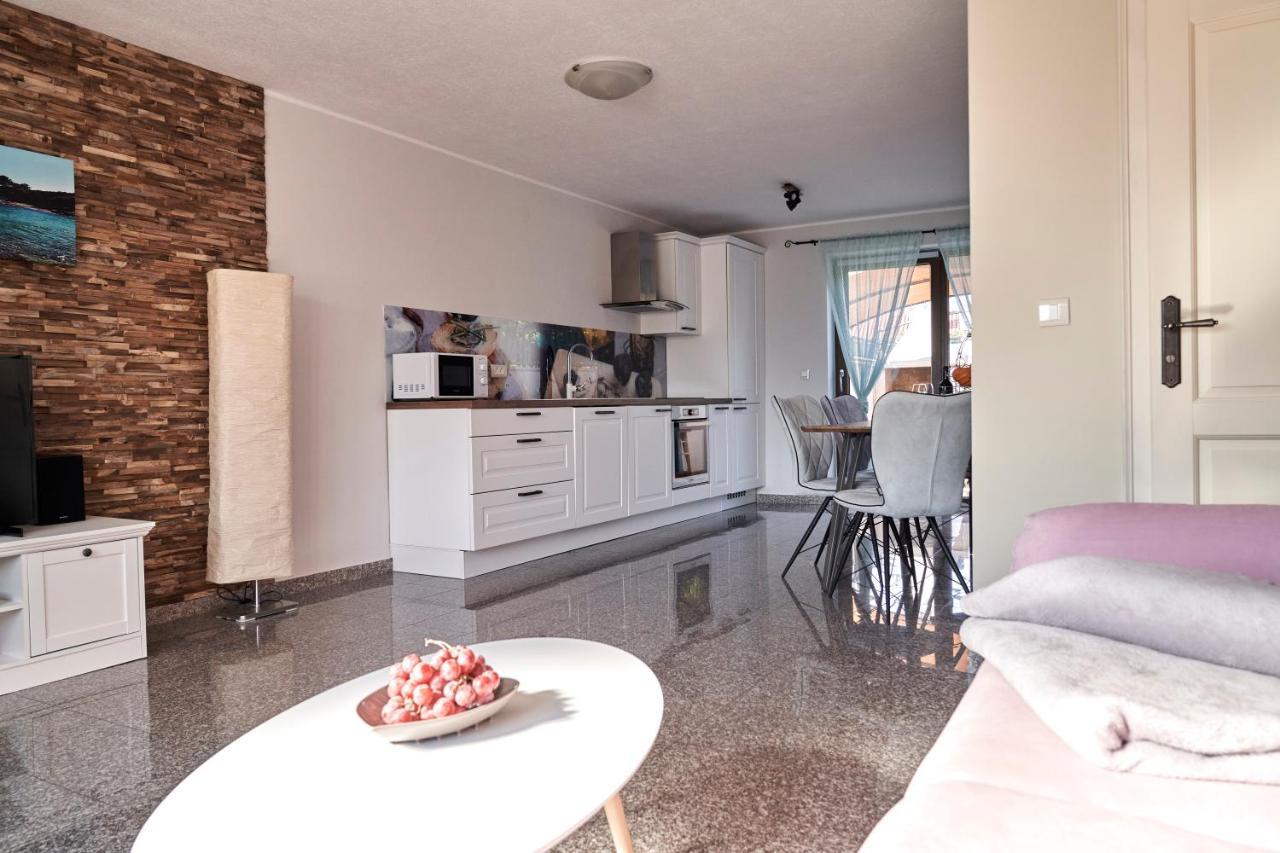 Villa Haus Mila Pavicini Esterno foto